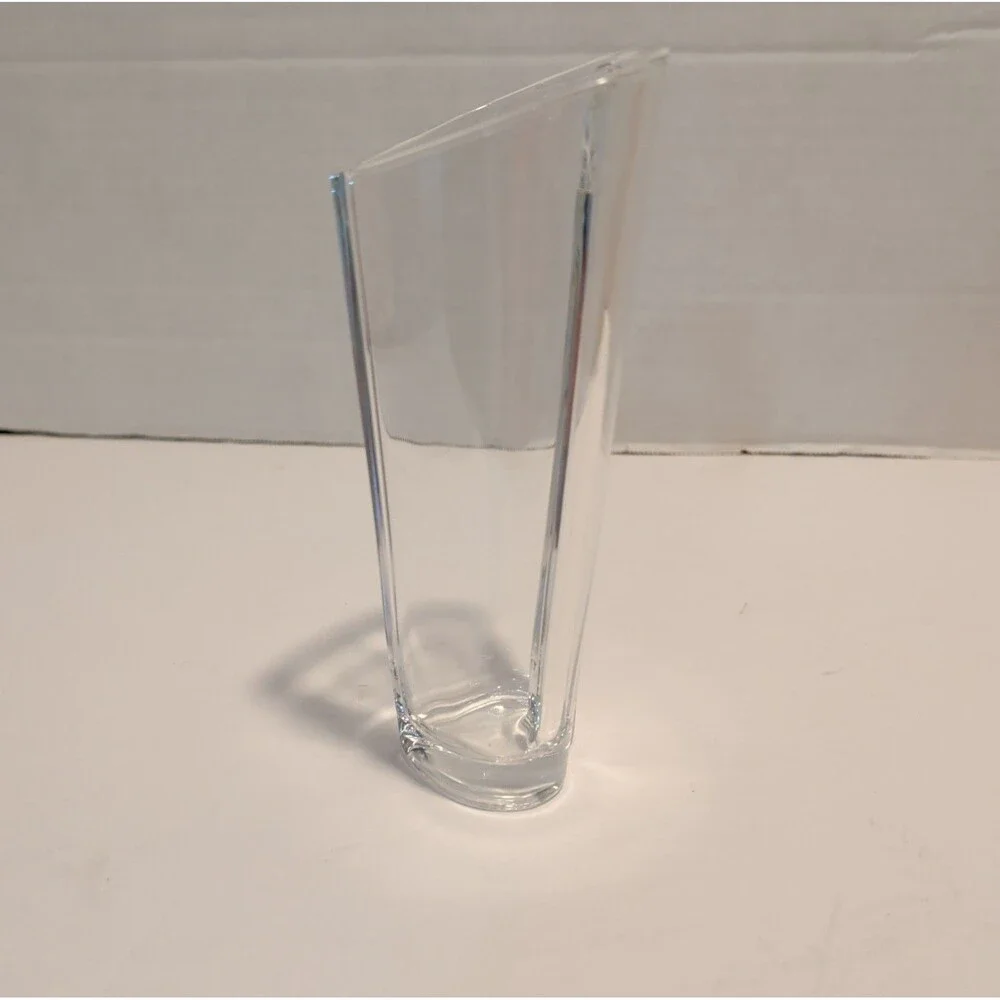 Clear Glass Heart-Shaped Decorative Vase 7in Love & Hearts Glossy Finish